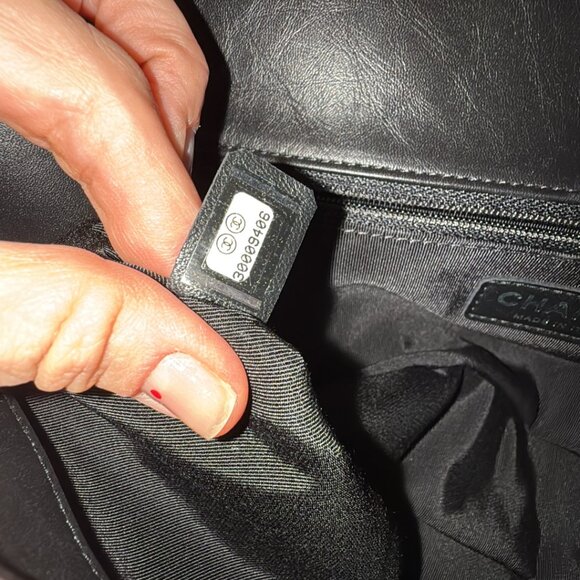 Chanel Timeless leather black crossbody bag - Picture 6 of 11